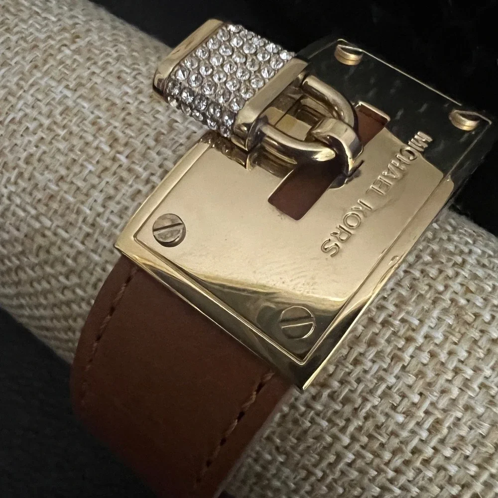 Michael Kors Brown Leather Gold Padlock Crystal Cuff Bracelet Size Medium Preppy